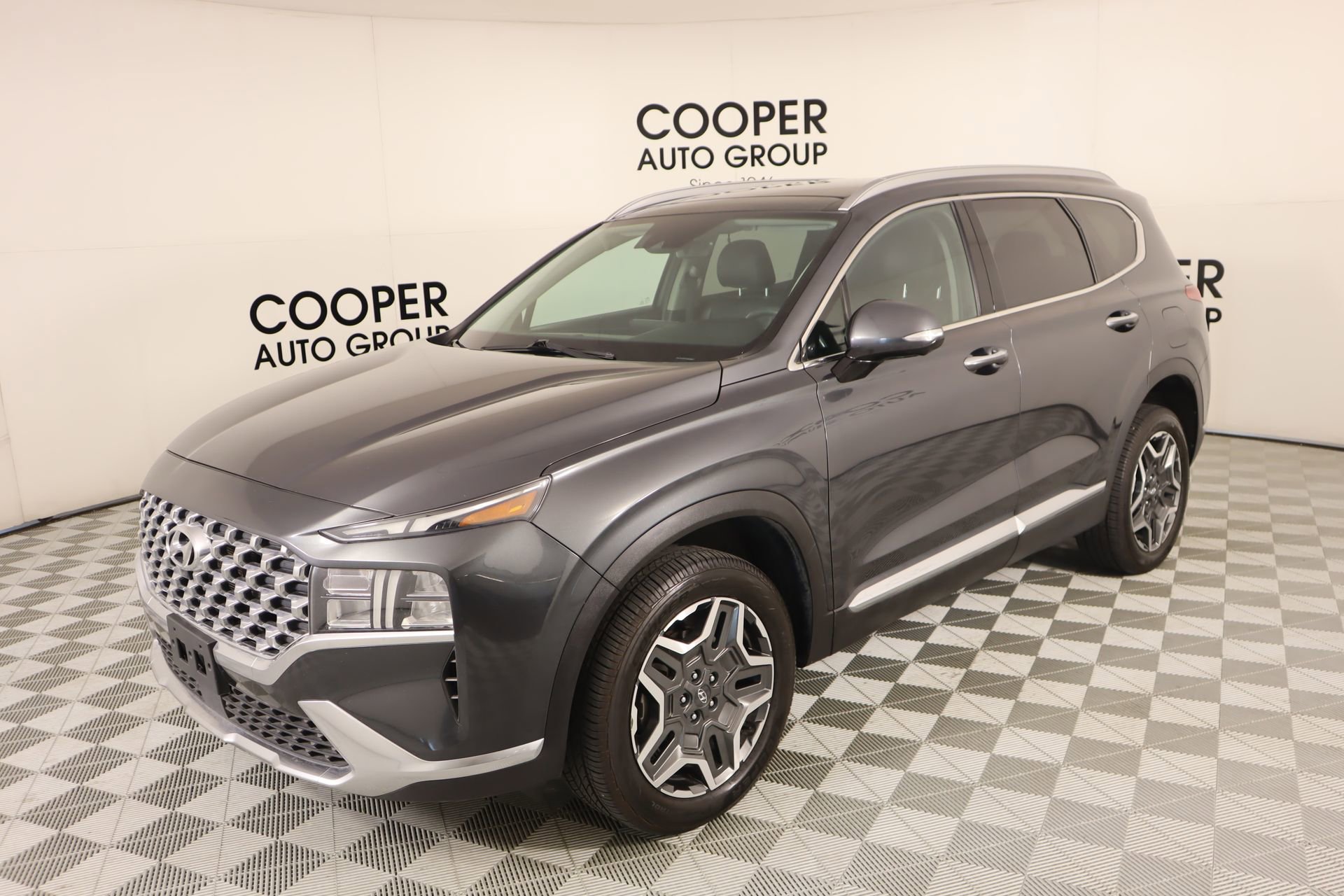 Used 2023 Hyundai Santa Fe SEL Premium AWD/4WD image 10