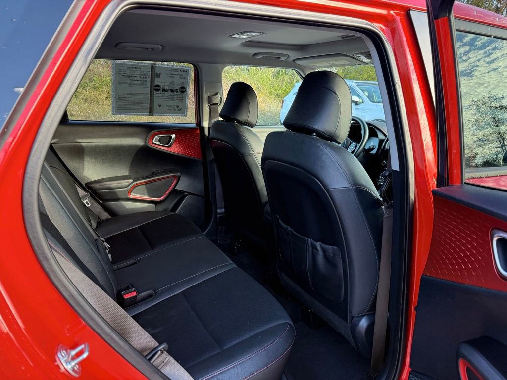 Certified 2024 Kia Soul GT-Line image 19
