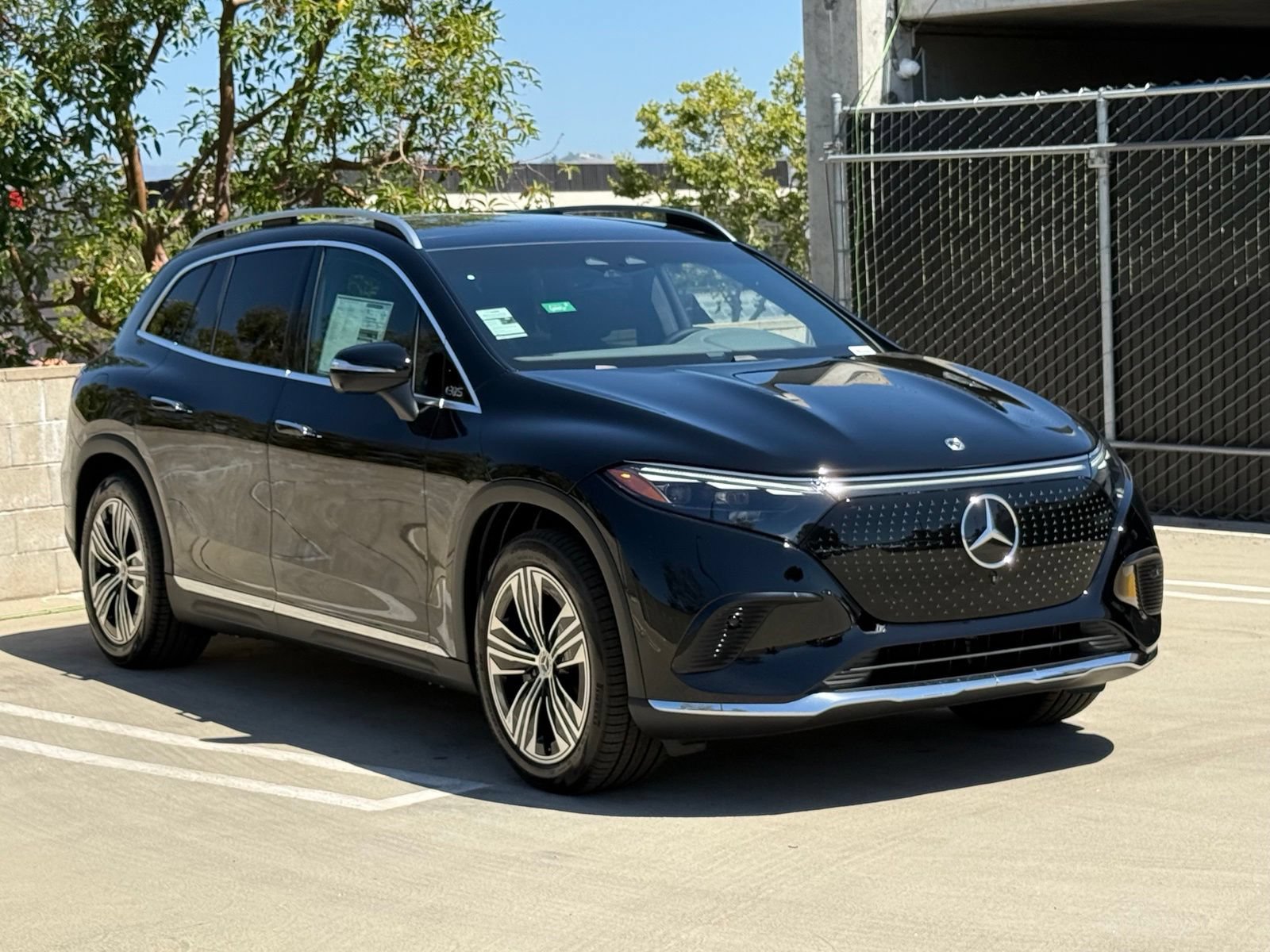 New 2026 Mercedes-Benz EQS 400 4MATIC SUV image 7