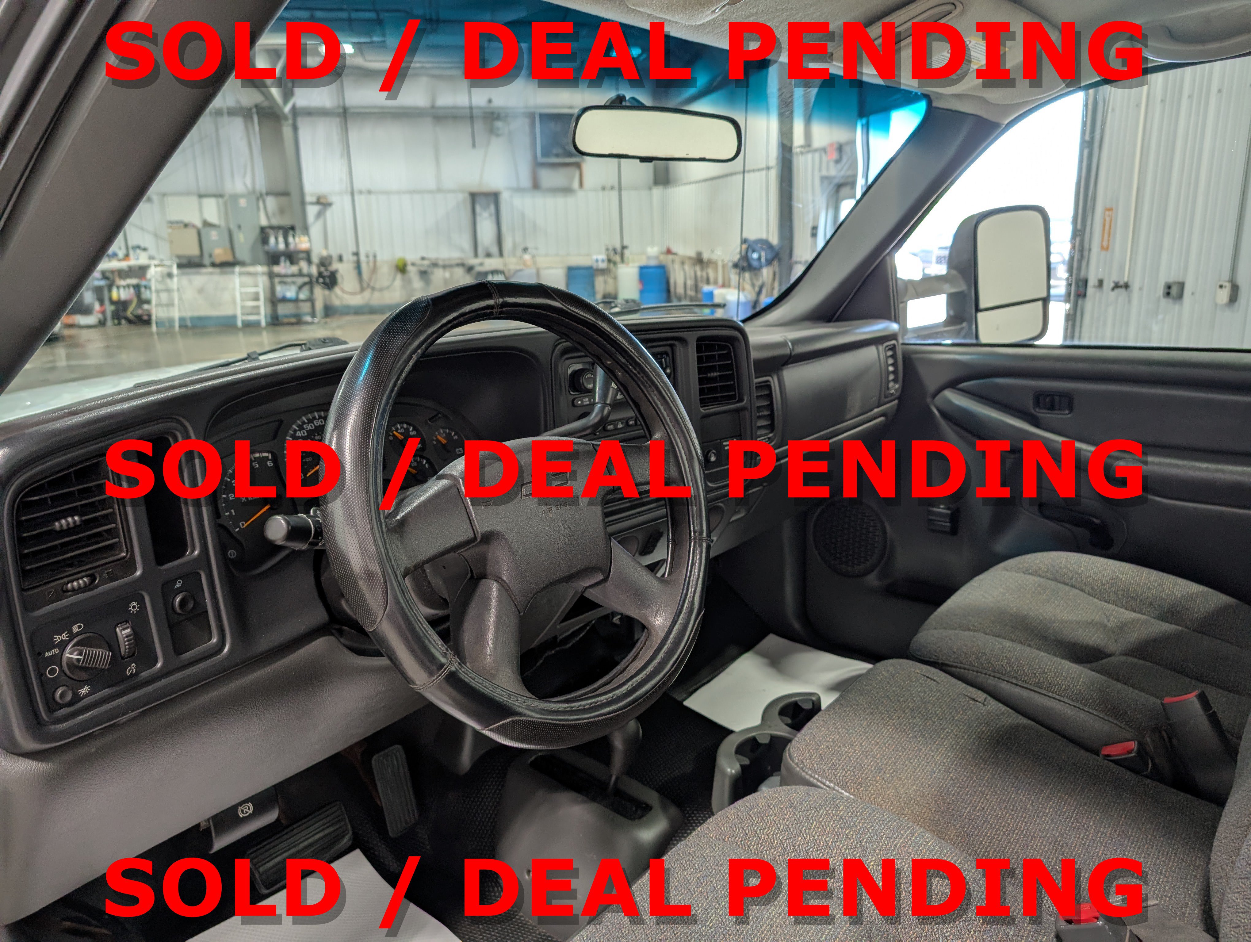 Used 2003 Chevrolet Silverado 2500 4x4 Regular Cab w/ Snow Plow Prep Package image 17