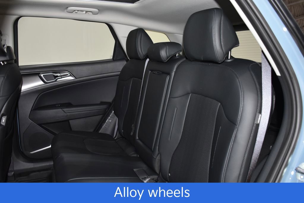 New 2026 Kia Sportage EX w/ EX Panoramic Sunroof Package image 26
