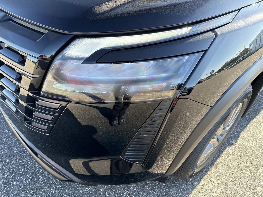 New 2026 Nissan Pathfinder S FWD image 10