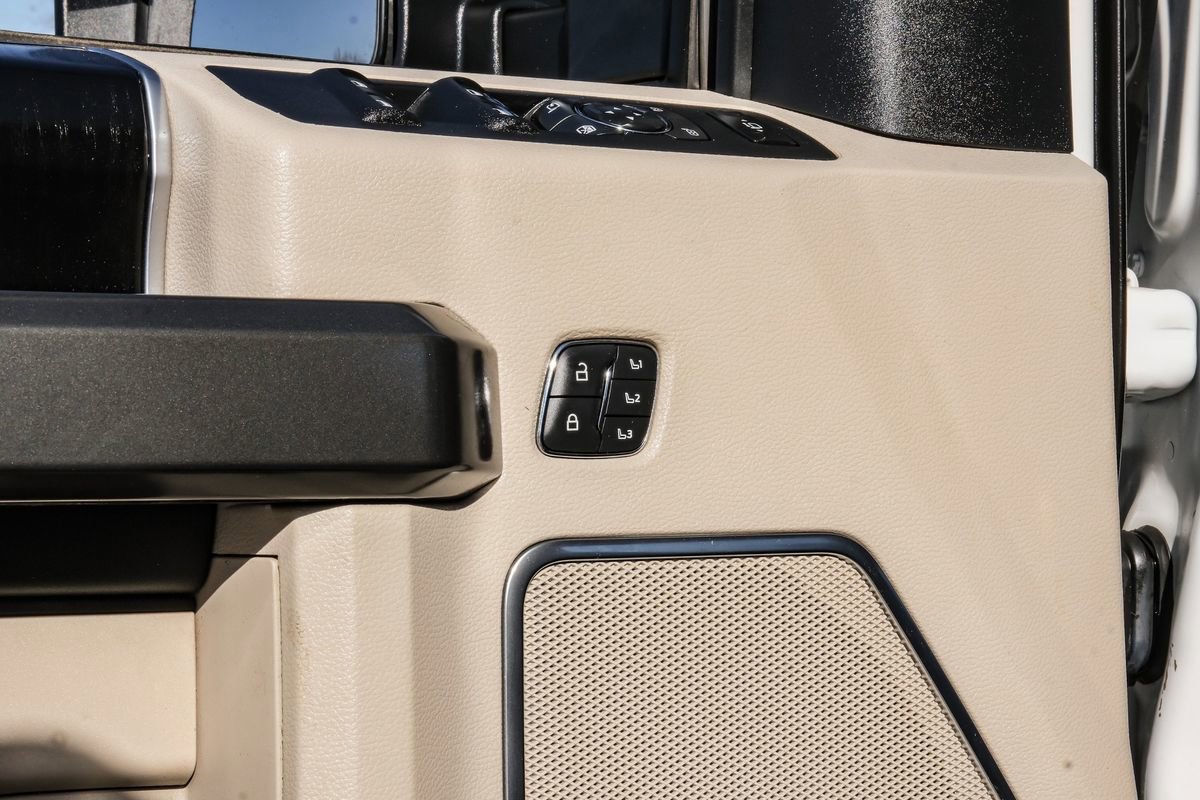 Used 2020 Ford F250 Limited w/ FX4 Off-Road Package image 47