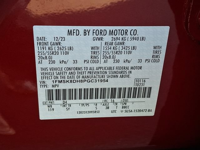Used 2023 Ford Explorer XLT w/ Equipment Group 202A AWD/4WD image 28