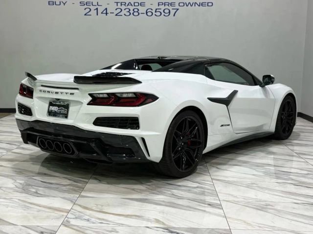 Used 2025 Chevrolet Corvette Z06 w/ Battery Protection Package image 6