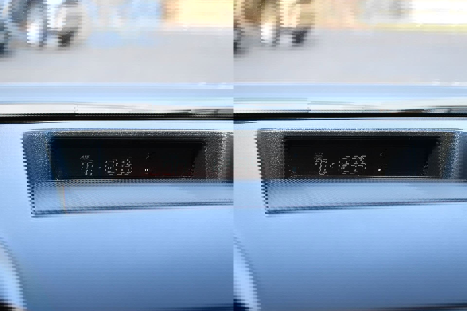 Used 2016 Toyota Sequoia Platinum image 29