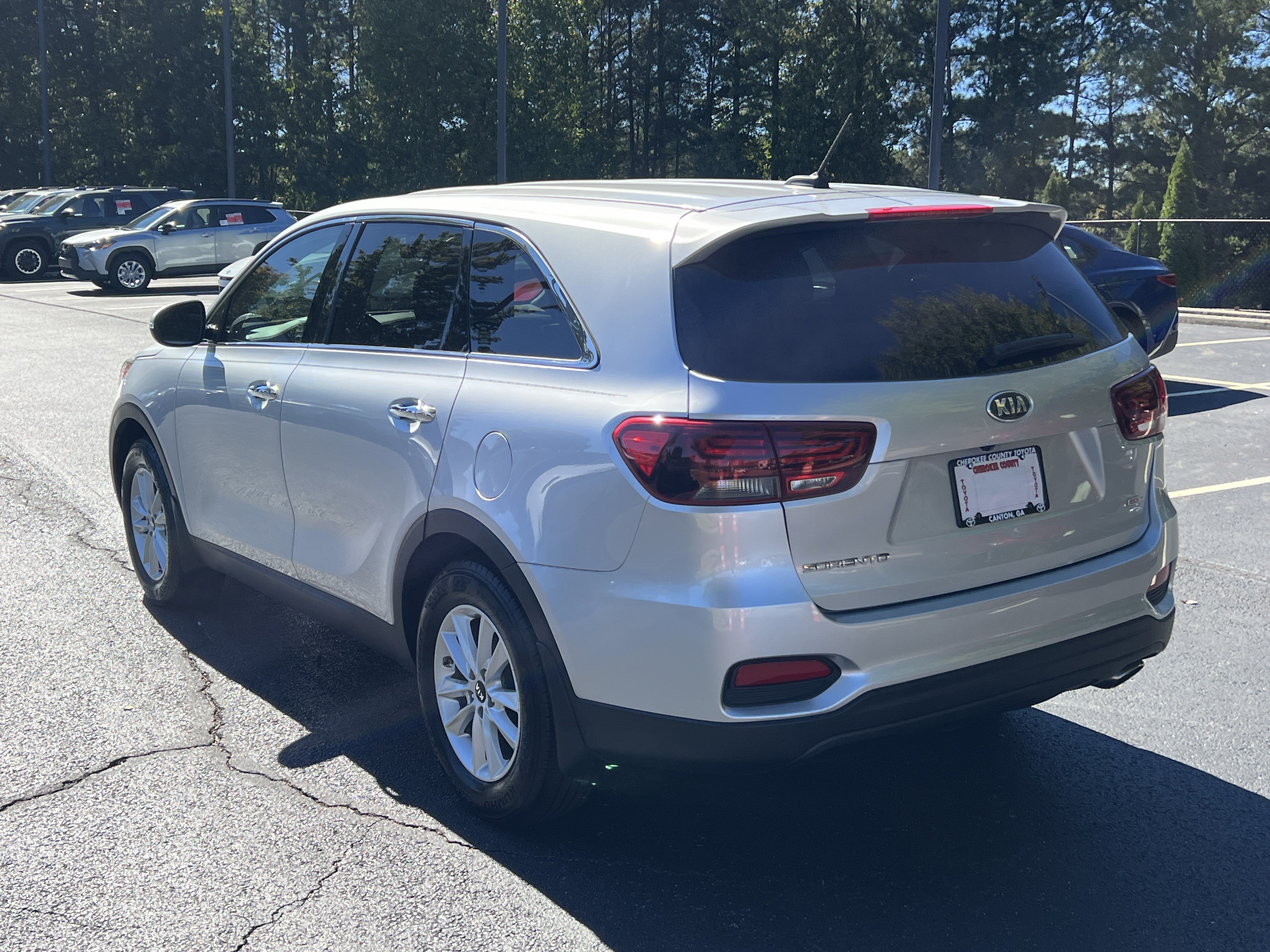 Used 2019 Kia Sorento L FWD image 7
