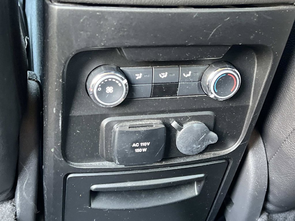 Used 2018 Ford Flex SEL w/ Equipment Group 202A AWD/4WD image 18