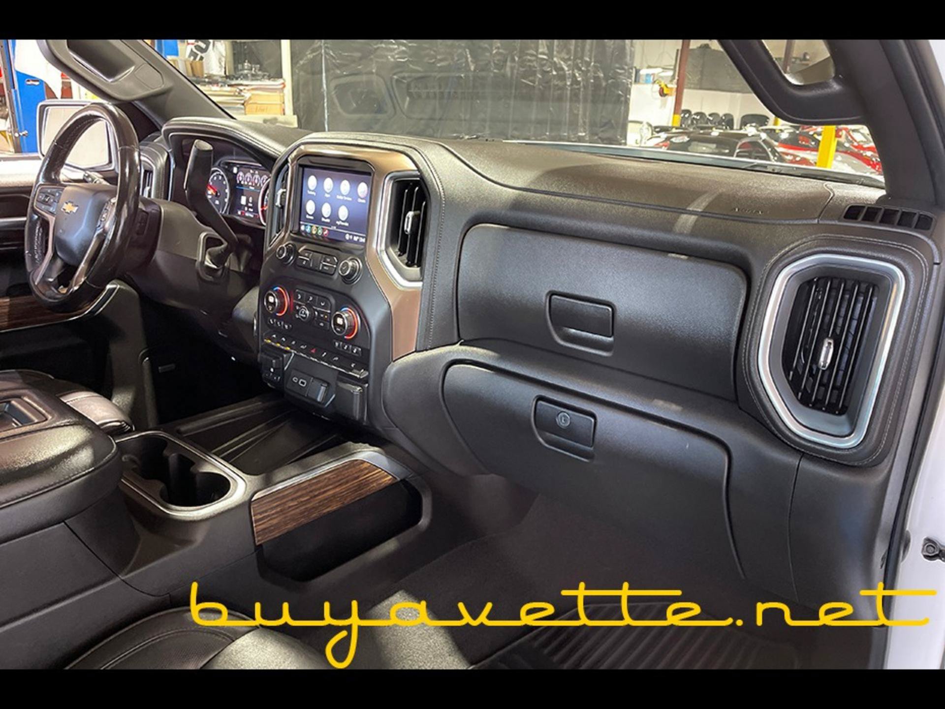 Used 2021 Chevrolet Silverado 1500 High Country w/ Safety Package II AWD/4WD image 13