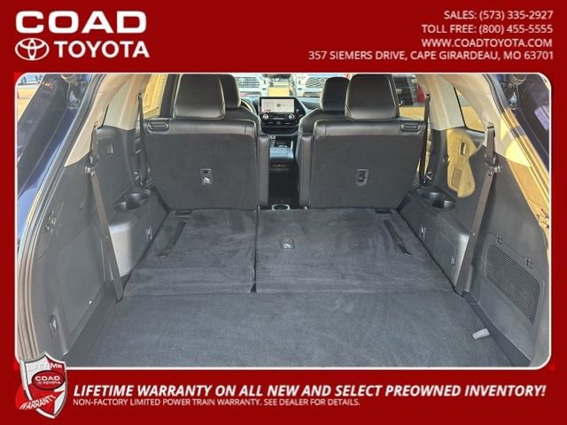 Used 2023 Toyota Highlander Limited image 17