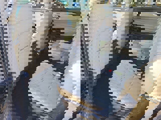 Used 2023 Ford Explorer Platinum w/ Technology Package image 24