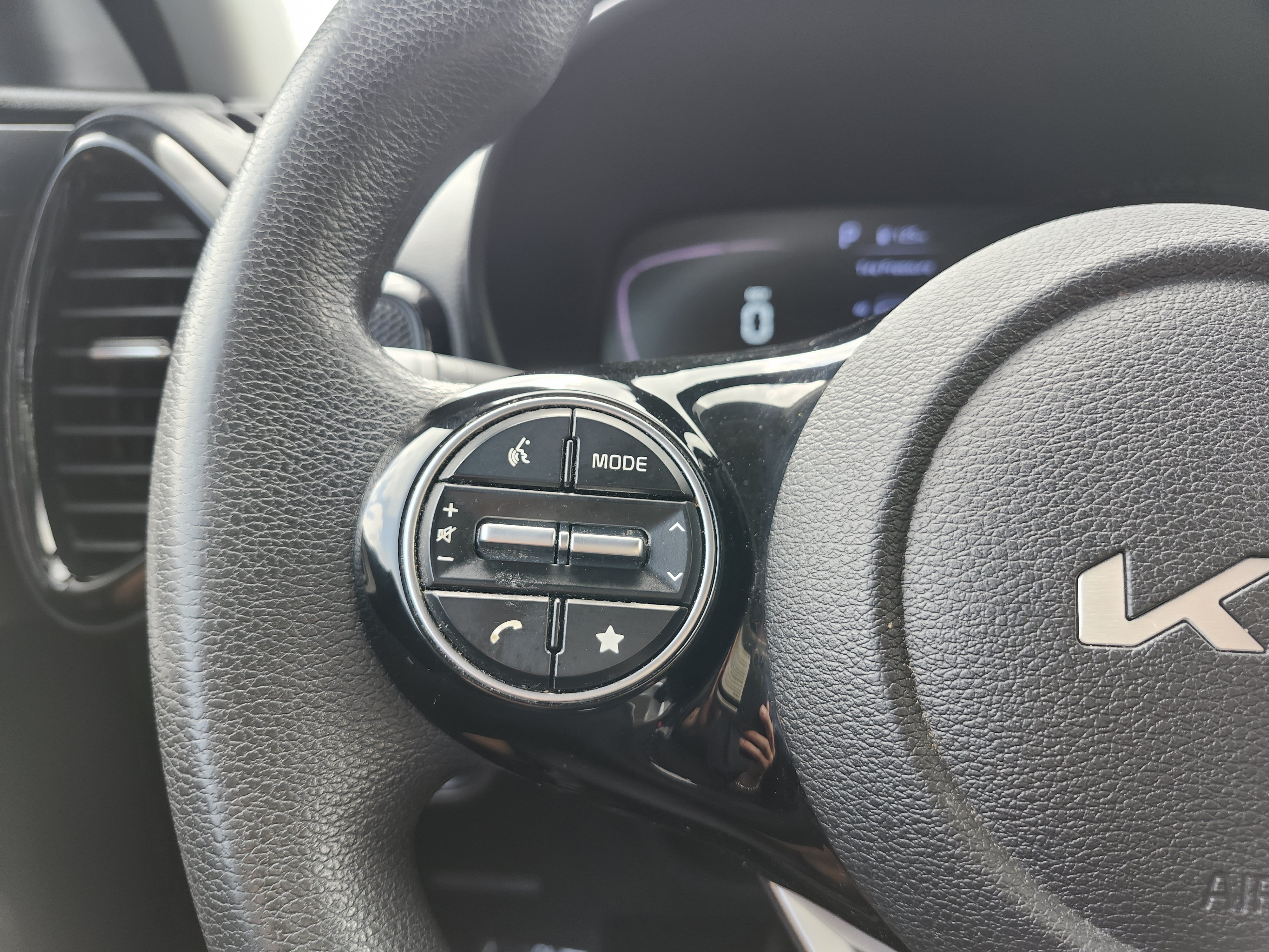 Used 2023 Kia Soul S FWD image 34