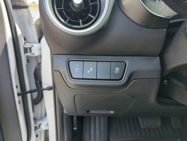 Used 2023 Kia Forte LXS w/ LXS Technology Package image 19