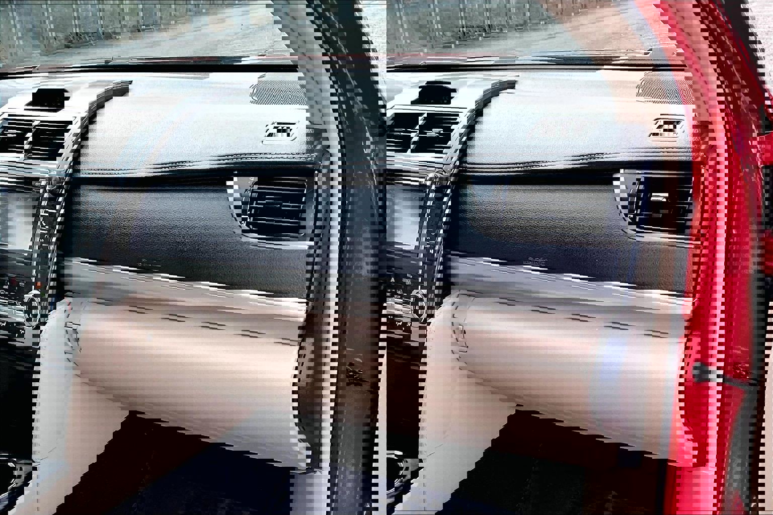 Used 2012 Toyota Camry LE image 15