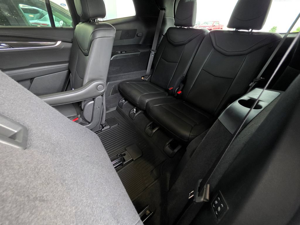 Used 2025 Cadillac XT6 Sport w/ LPO, Floor Liner Package AWD/4WD image 69