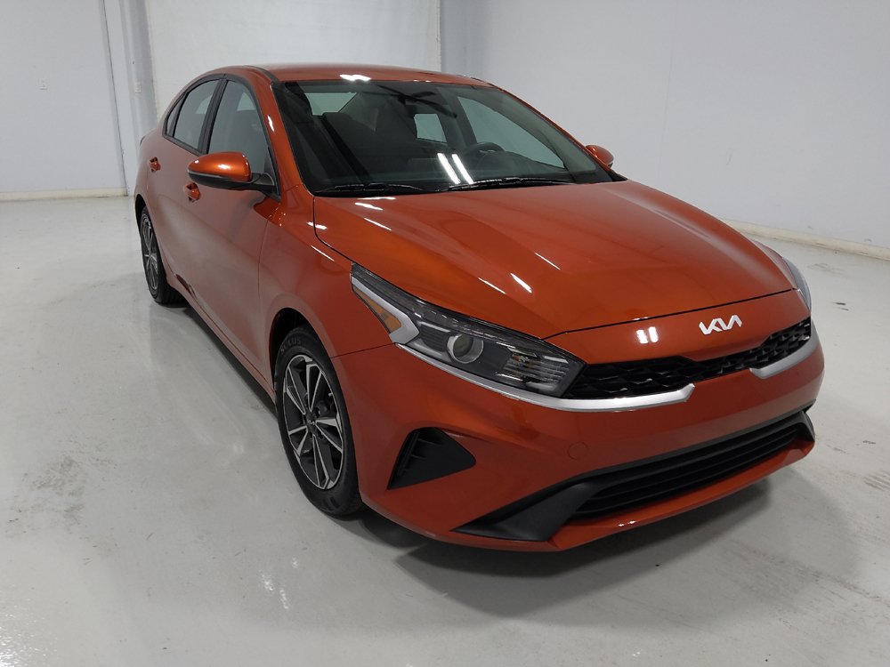 Used 2023 Kia Forte LXS w/ LXS Technology Package FWD image 13