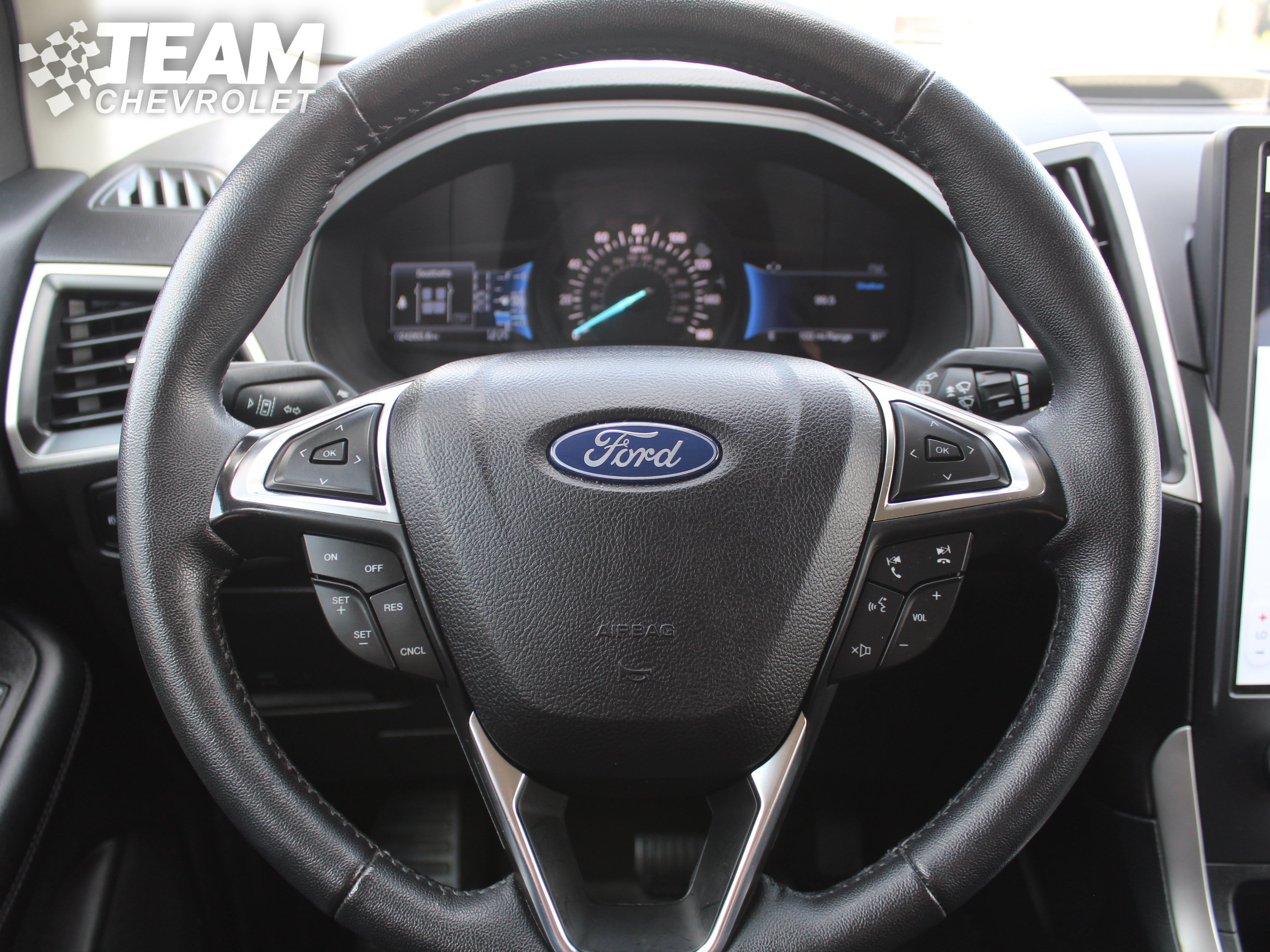 Used 2024 Ford Edge SEL w/ Convenience Package AWD/4WD image 13