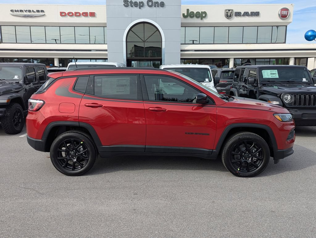 New 2026 Jeep Compass Latitude AWD/4WD image 4