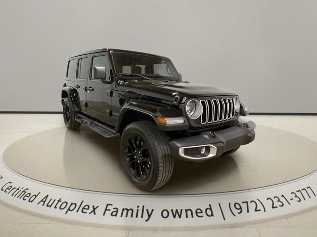Used 2025 Jeep Wrangler Unlimited Sahara w/ Safety Group image 5