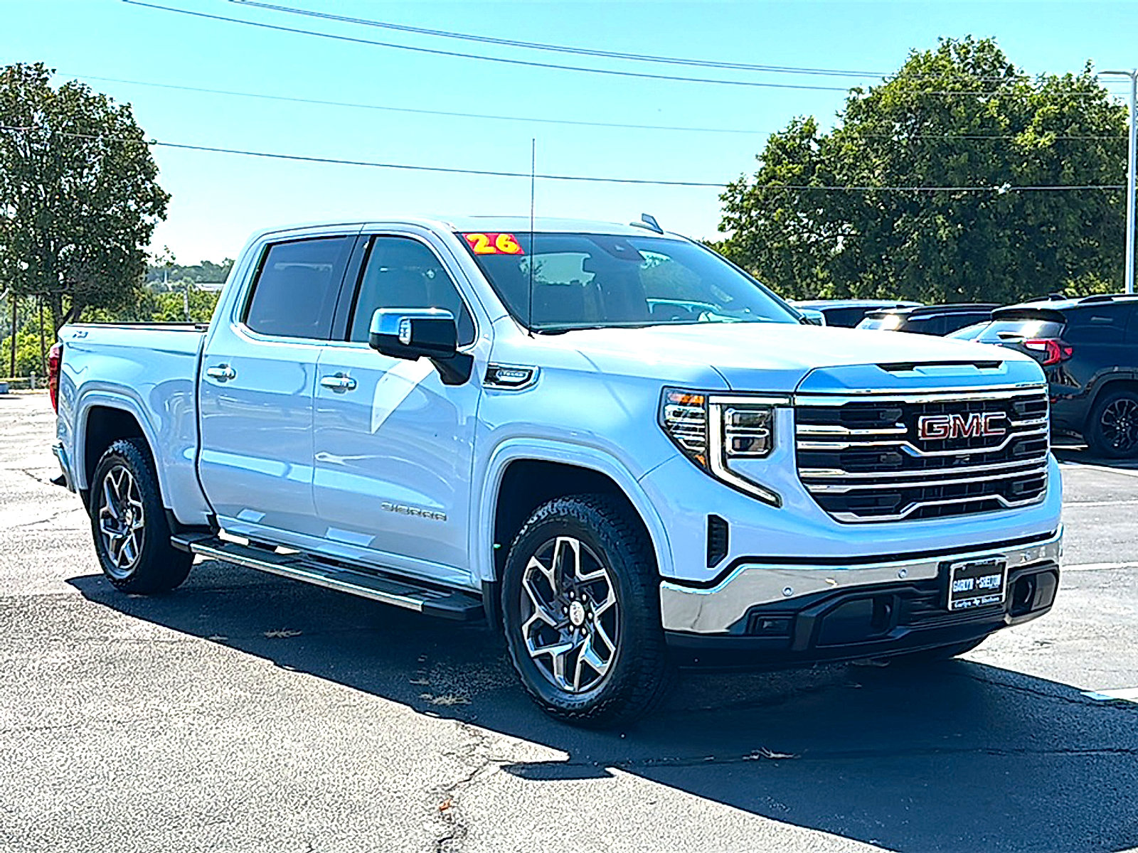 Used 2026 GMC Sierra 1500 SLT AWD/4WD image 10