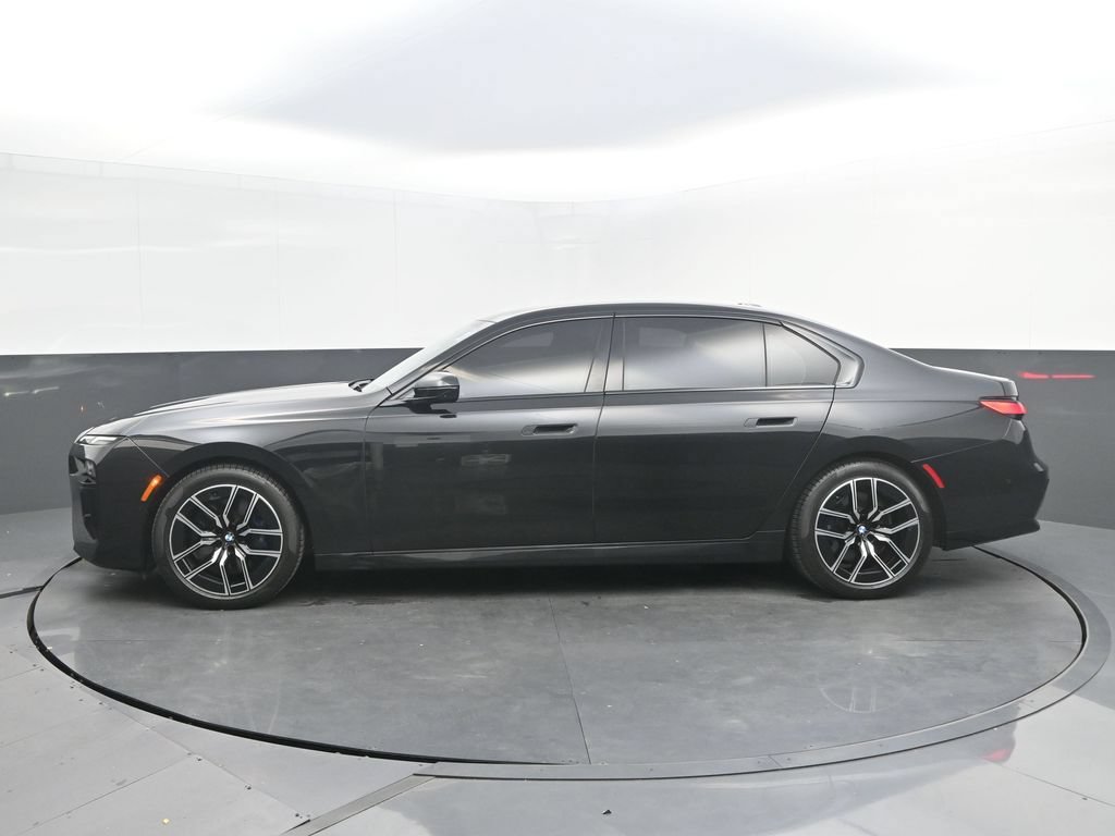 Certified 2023 BMW 740i w/ Parking Assistance Package RWD image 2