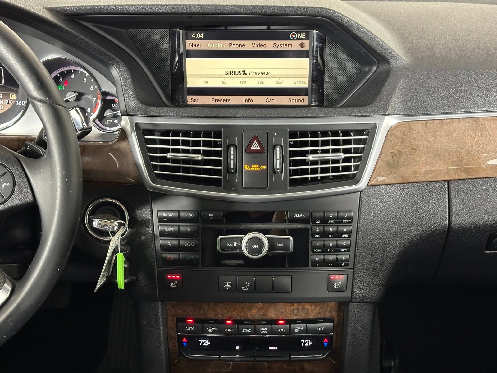 Used 2011 Mercedes-Benz E 350 4MATIC Sedan image 13