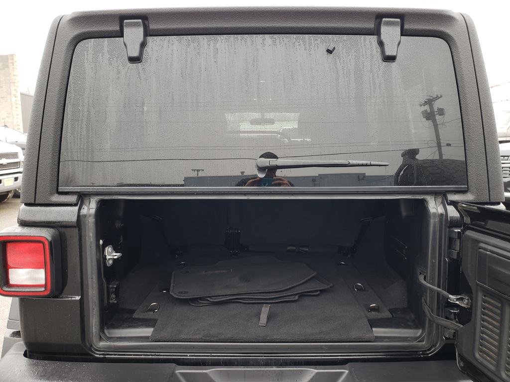 Used 2021 Jeep Wrangler Unlimited Rubicon image 38