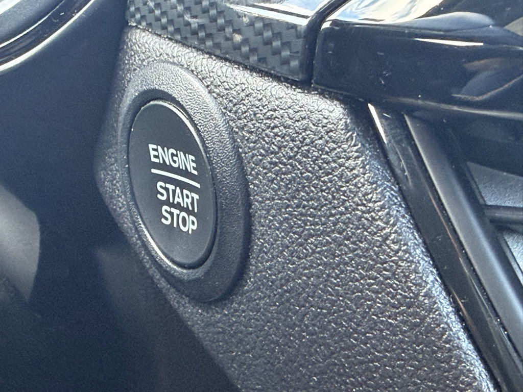 Used 2025 Ford Escape ST-Line Select AWD/4WD image 17
