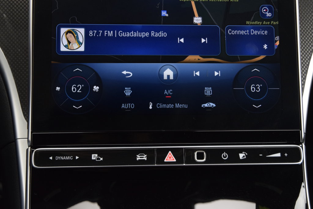 Used 2025 Mercedes-Benz CLE 300 4MATIC Cabriolet image 26