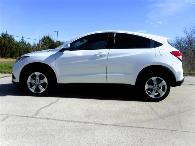 Used 2021 Honda HR-V LX image 11
