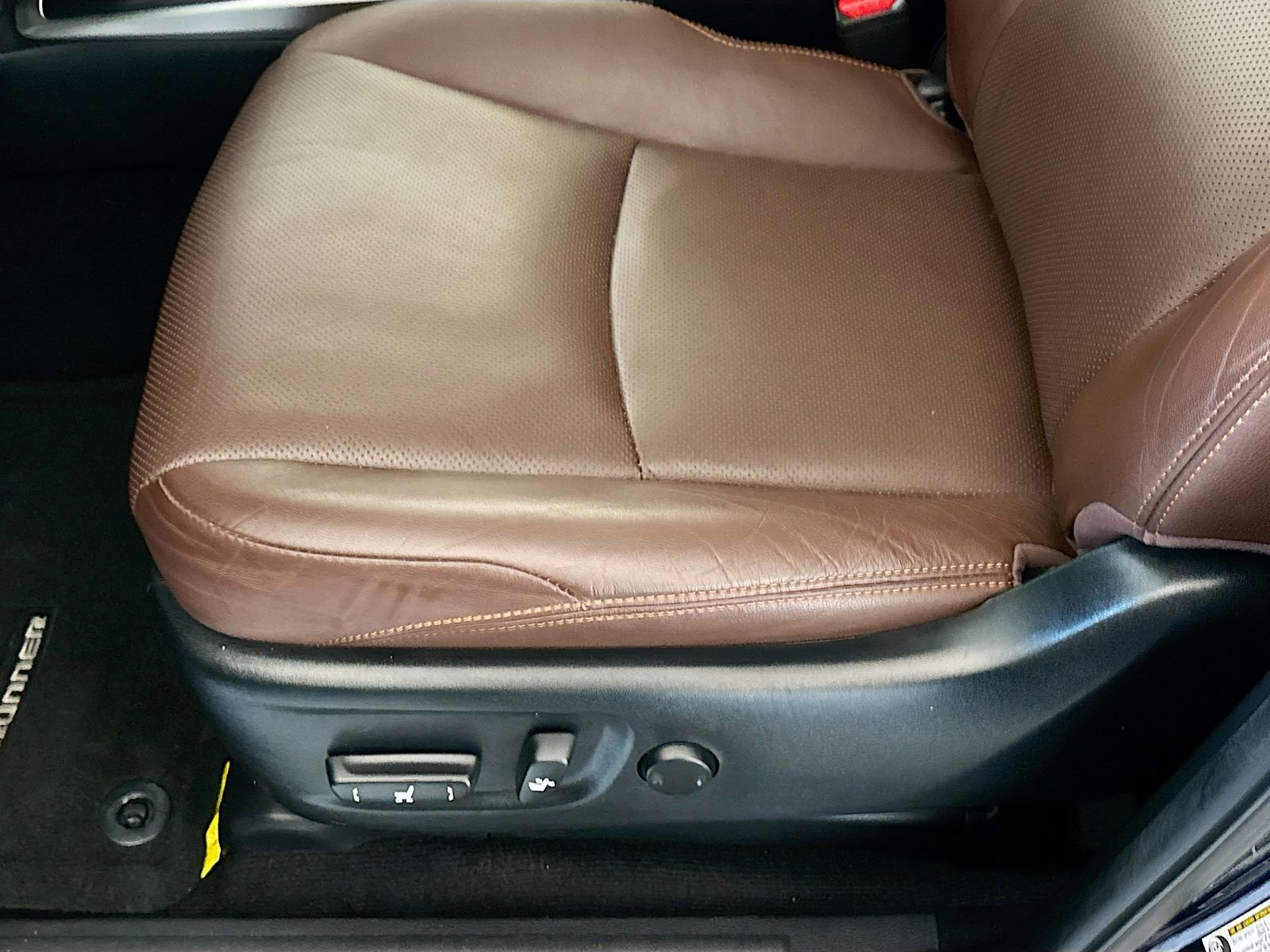 Used 2019 Toyota 4Runner Limited image 16