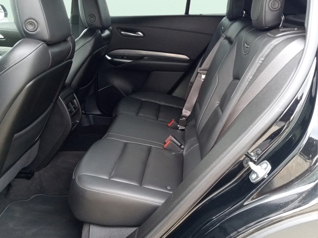 Used 2025 Cadillac XT4 Premium Luxury AWD/4WD image 15