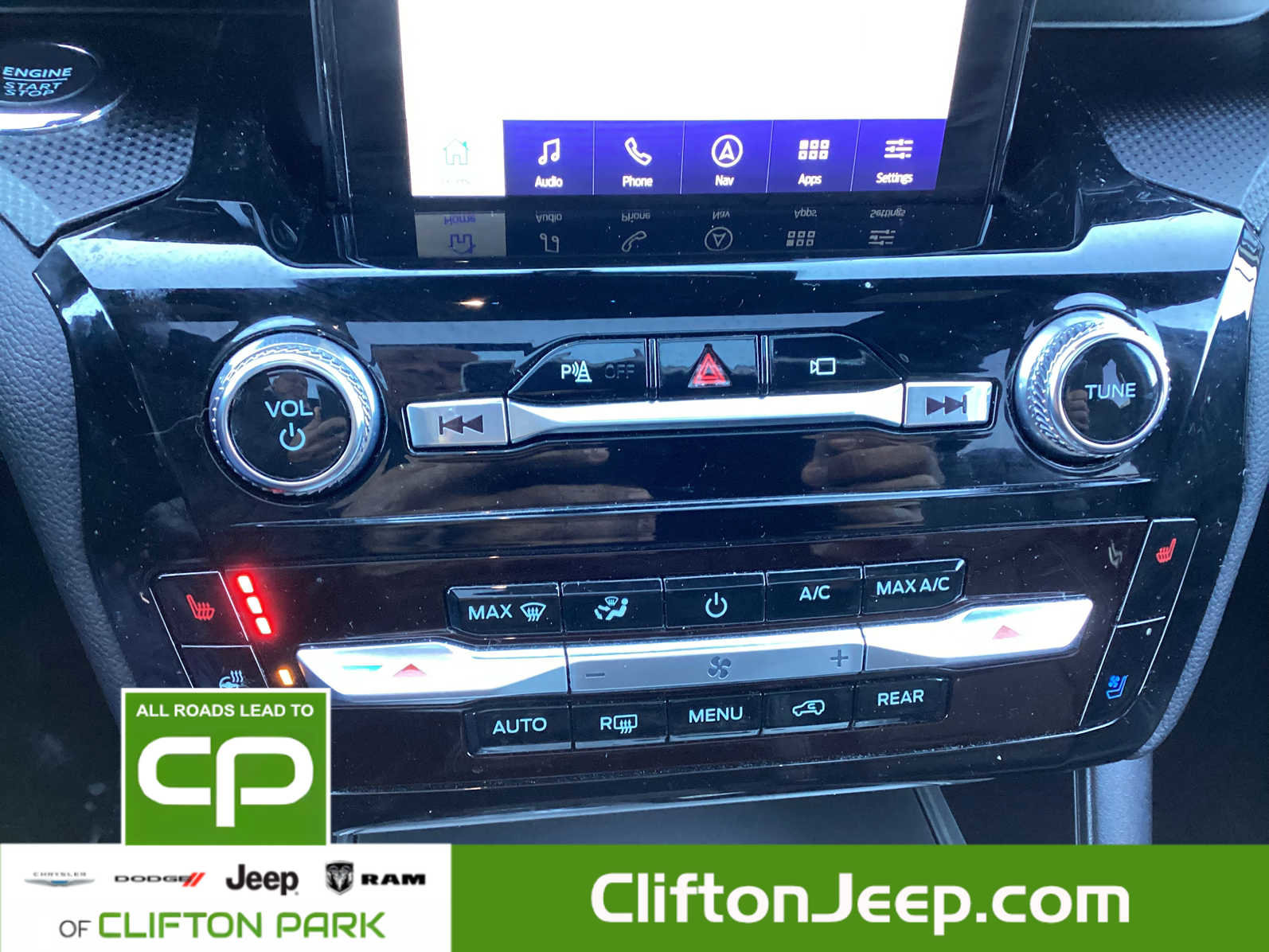 Used 2022 Ford Explorer ST w/ Equipment Group 401A image 23