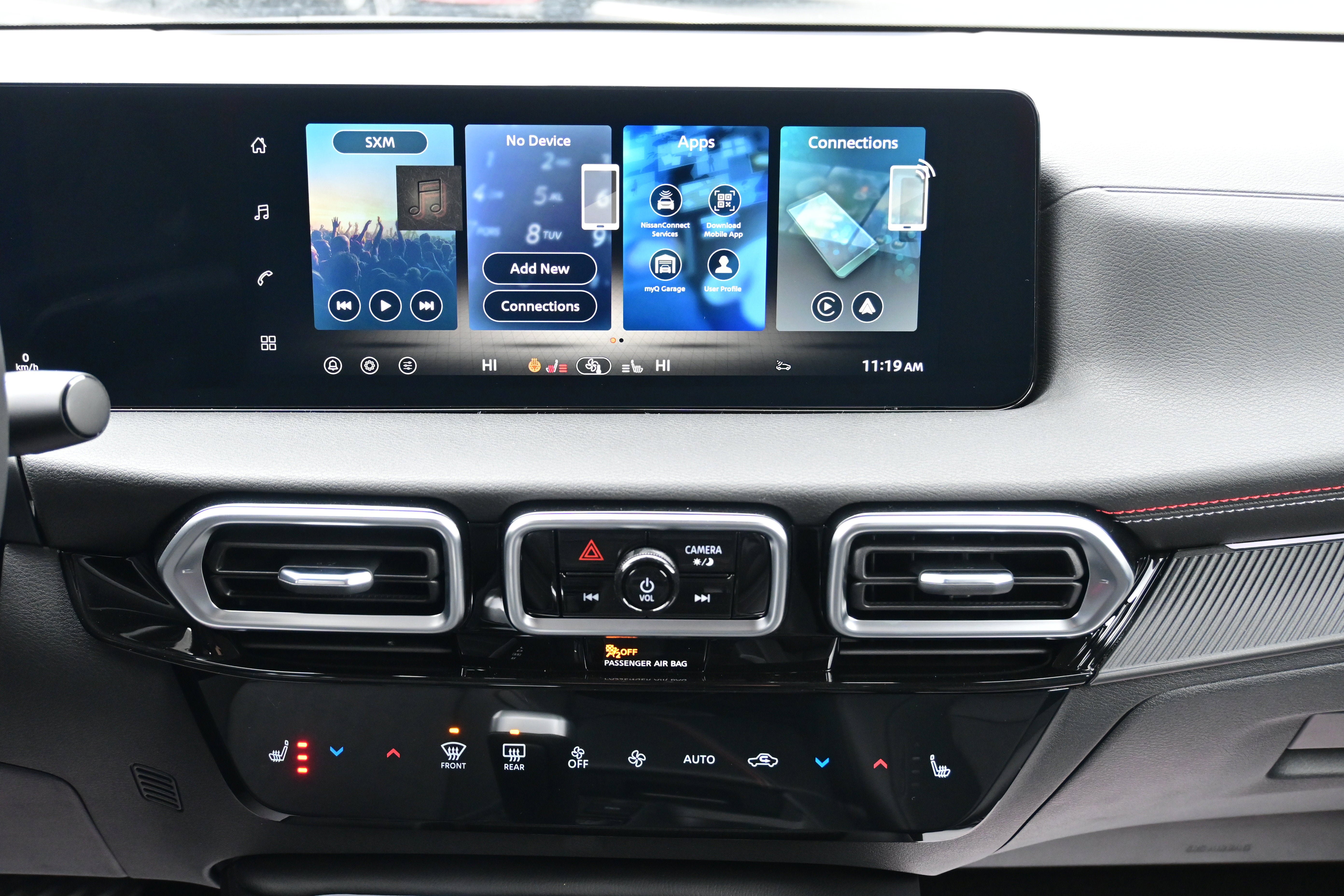 New 2026 Nissan Sentra SR w/ SR Premium Package FWD image 16