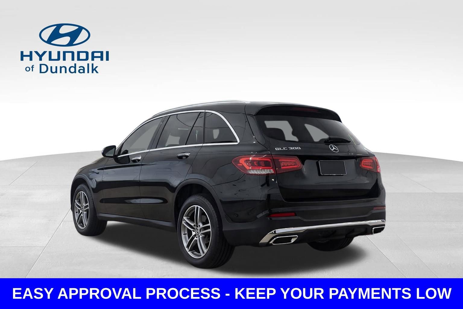 Used 2022 Mercedes-Benz GLC 300 w/ Premium Package Lite image 5