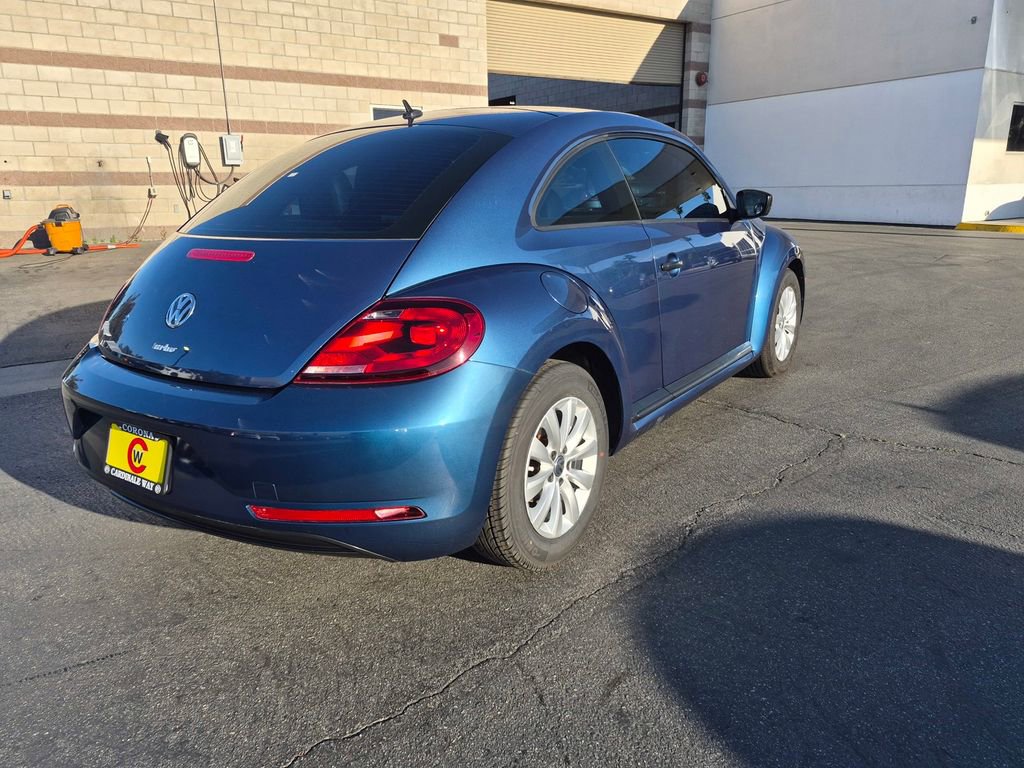 Used 2017 Volkswagen Beetle 1.8T Classic image 13