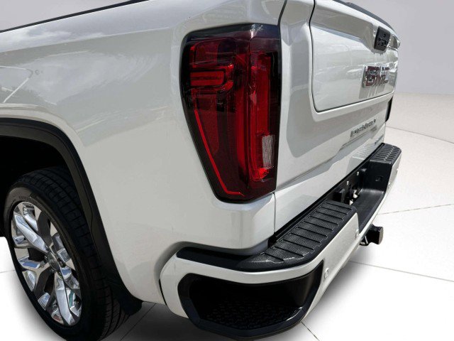 Used 2021 GMC Sierra 1500 Denali w/ Technology Package image 16