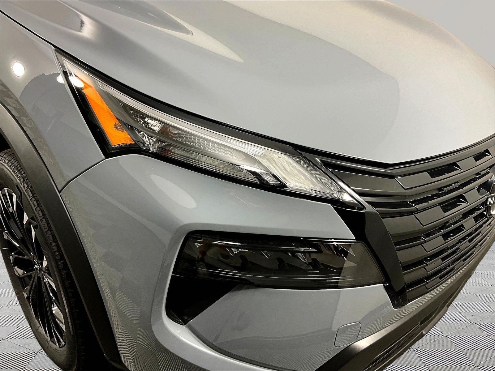 New 2026 Nissan Rogue Dark Armor AWD/4WD image 8