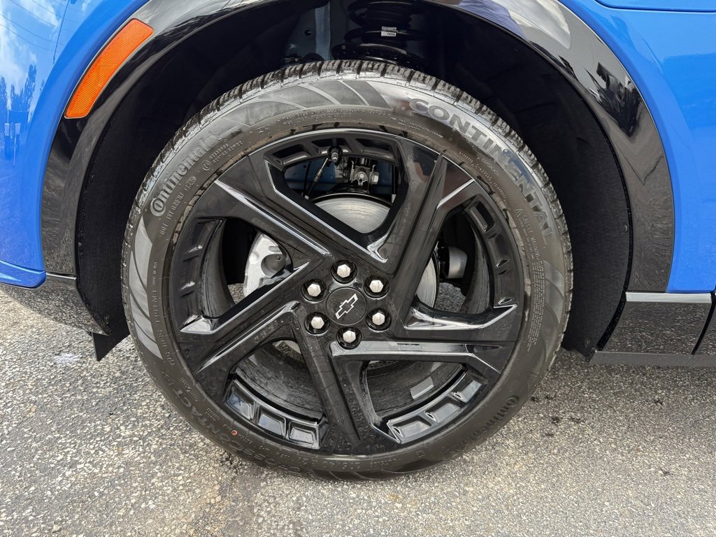 New 2025 Chevrolet Equinox EV RS image 31