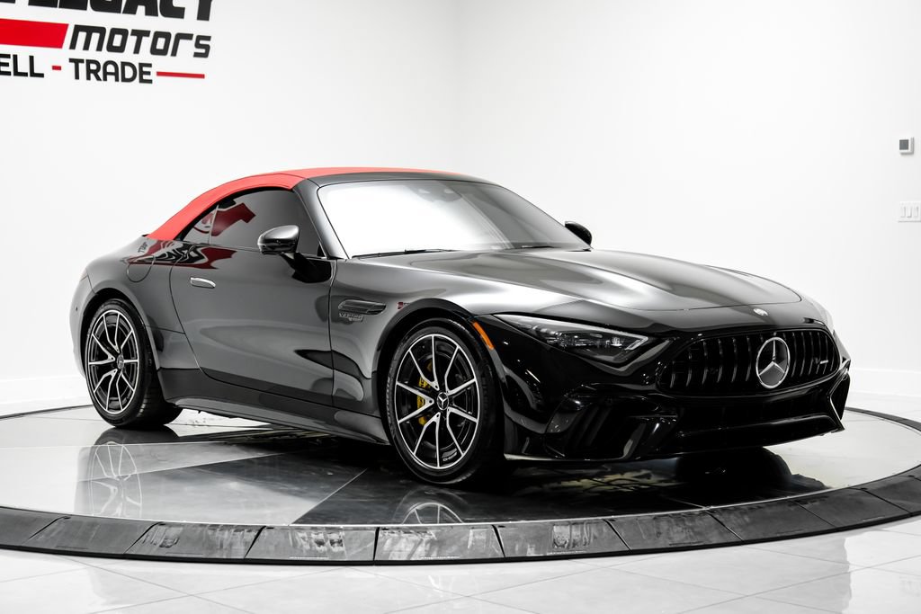 Used 2023 Mercedes-Benz SL 63 AMG 4MATIC image 3