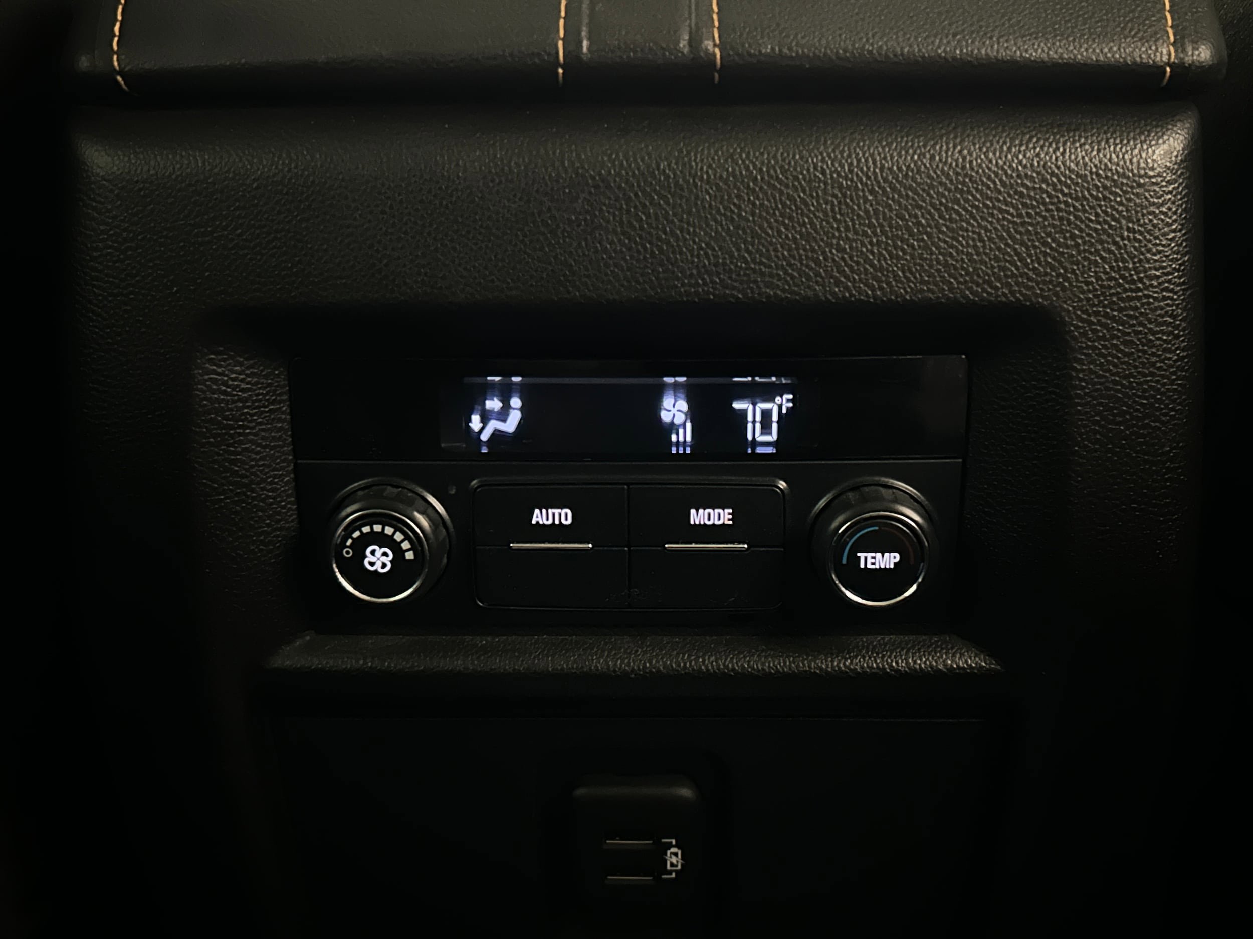 Used 2019 Chevrolet Traverse LT w/ LPO, Floor Liner Package image 28
