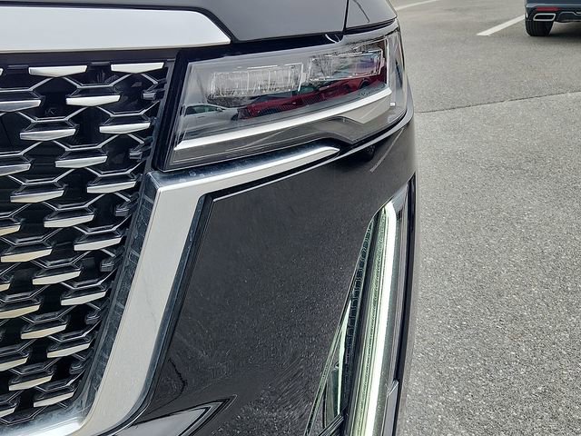 Used 2023 Cadillac Escalade Luxury image 9