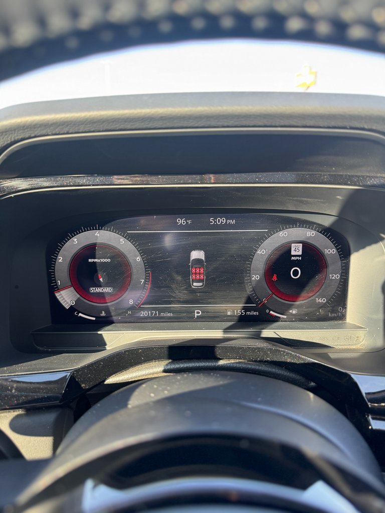 Used 2023 Nissan Pathfinder Platinum w/ Black Appearance Package image 14