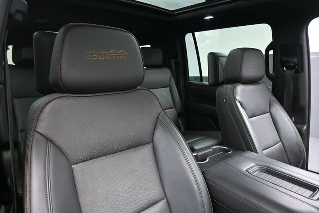 Used 2021 Chevrolet Suburban High Country AWD/4WD image 30