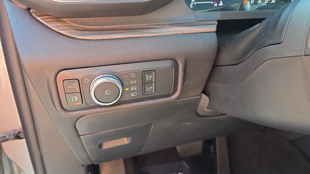 Used 2021 Ford Explorer Limited w/ Hybrid Equipment Group 310A image 11