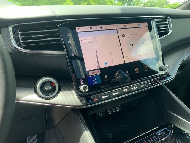 New 2026 Jeep Grand Wagoneer Summit AWD/4WD image 18