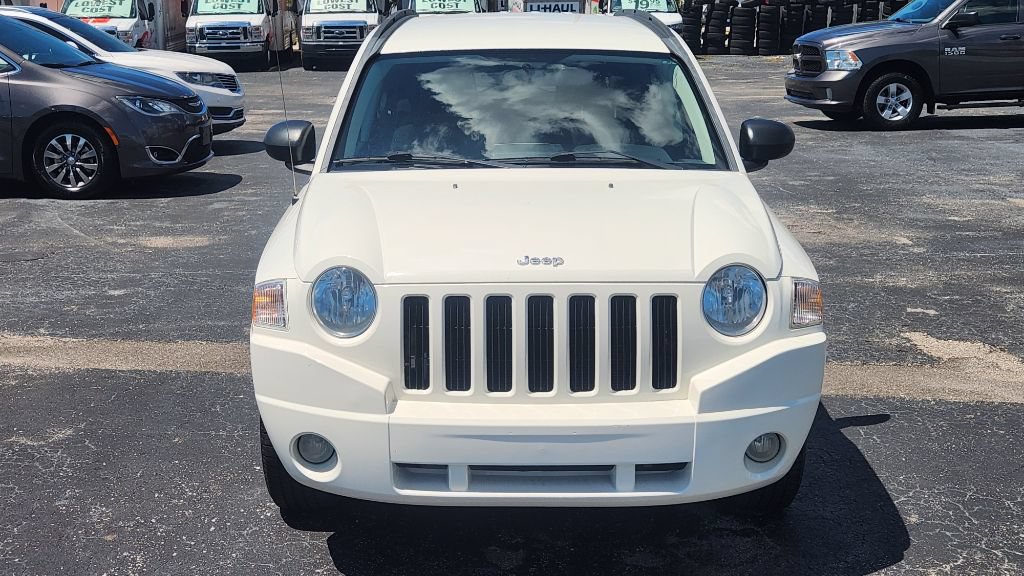 Used 2008 Jeep Compass Sport FWD image 9