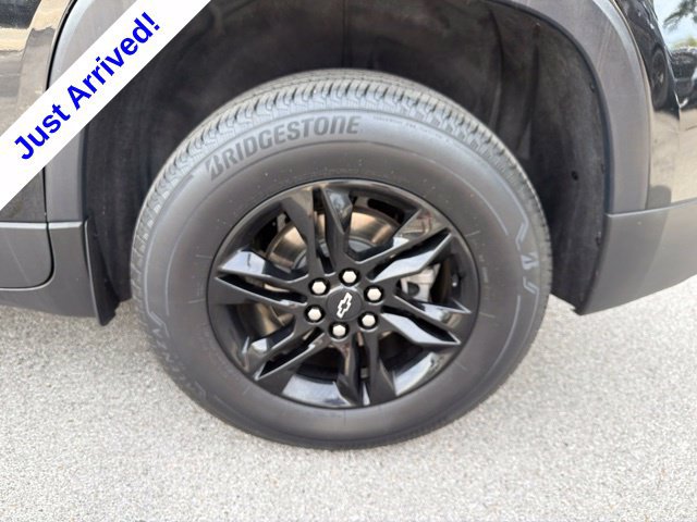 Used 2023 Chevrolet Traverse LS w/ Midnight/Sport Edition FWD image 58