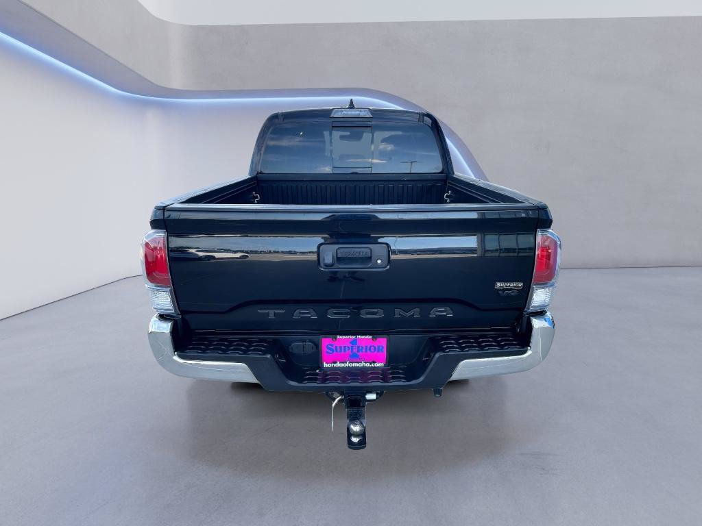 Used 2020 Toyota Tacoma TRD Off-Road AWD/4WD image 3