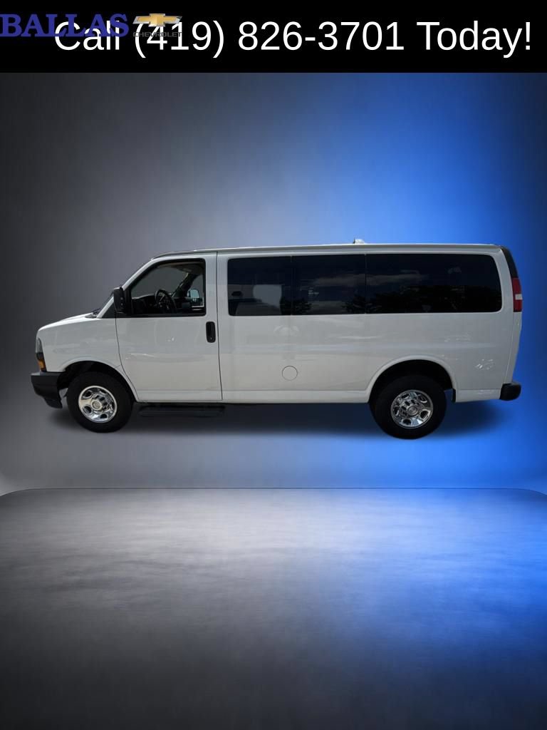 Certified 2018 Chevrolet Express 3500 LS RWD image 5